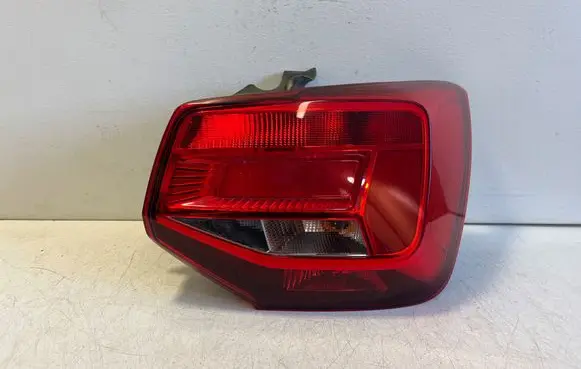 Audi Q2 - Rear/tail lights 81A945070C