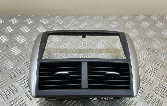 Subaru Forester SH Dash center air vent grill 66110FG020