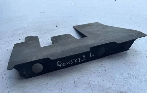 Skoda Roomster (5J) Intercooler air guide/duct channel 5J0121283