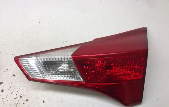 Tailgate rear/tail lights