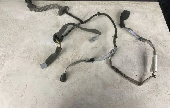 Volvo XC70 Rear door wiring loom 8697917