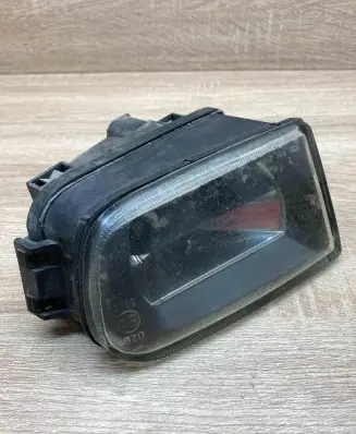 BMW 5 E39 Front fog light 8360575 37030999