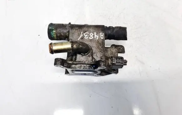 Engine coolant pipe/hose