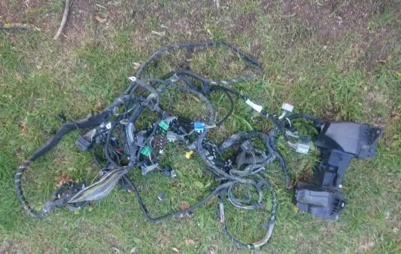 Jaguar XF X250 Engine installation wiring loom