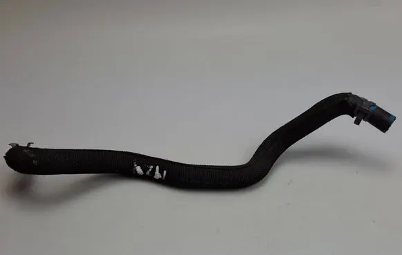 Mercedes-Benz E W212 Engine coolant pipe/hose A6512000358
