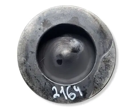 Volvo V40 Piston D4204T8