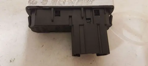 Ford Mondeo MK IV Windscreen/window heater switch 6M2T18K574AC