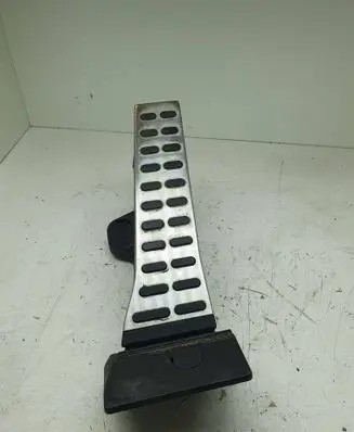 KIA Sorento Accelerator throttle pedal 15042015 140039