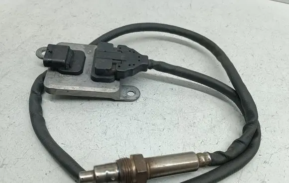 Mercedes-Benz E W212 Lambda probe sensor A0009053603 5WK96683C 0009053603
