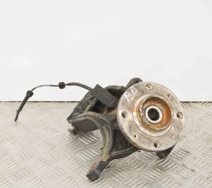 Citroen C3 Front wheel hub