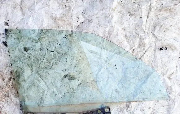 Mazda Demio Front door window glass four-door AS2