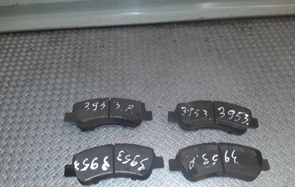 Peugeot 1007 Brake pads (front) 