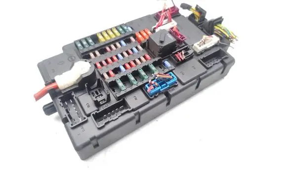 Mini One - Cooper R57 Fuse module 3456851 6135345685101