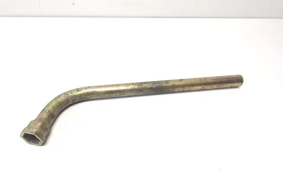 Audi Q7 4L Wheel nut wrench 7L0012219