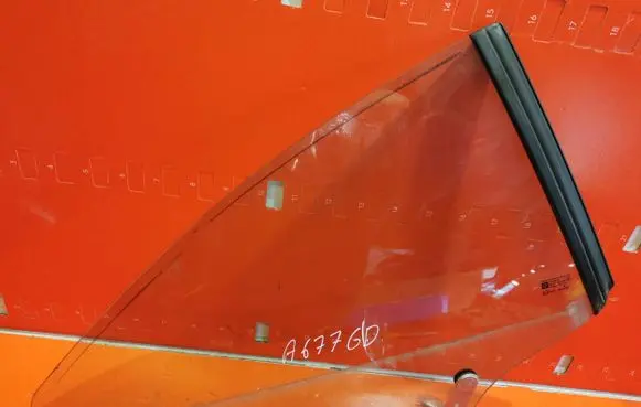 Opel Astra H Rear side window 13193195 DOT27M25100AS2 43R001026