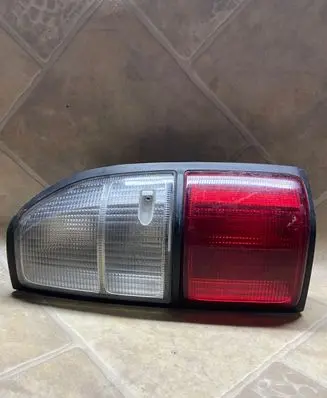 Toyota Land Cruiser (HDJ90) Rear/tail lights