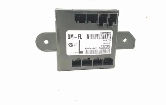 Chrysler Town & Country V Door control unit/module P05026861AE P05026861
