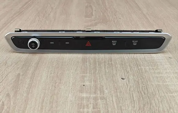 BMW X5 G05 Head unit multimedia control 5A64198