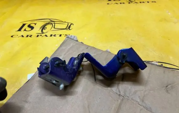 Citroen C4 II Picasso Front door hinge set 