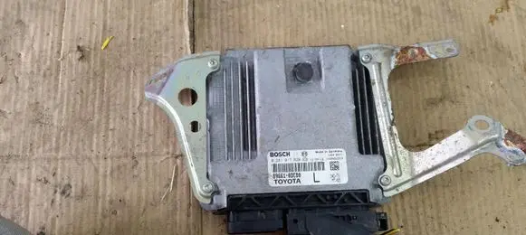 Toyota Avensis T270 Engine control unit/module ECU 89661-0DR80