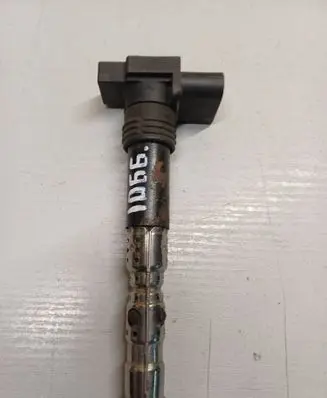 Volkswagen Polo IV 9N3 High voltage ignition coil 03D905115E