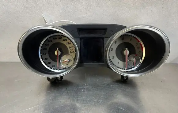Mercedes-Benz SLK R172 Speedometer (instrument cluster)