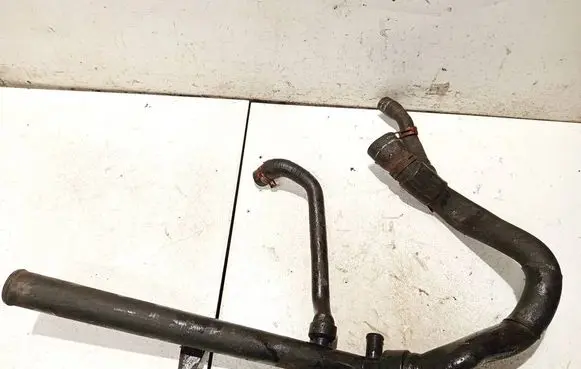 Opel Omega B2 Engine coolant pipe/hose 90467819 ek738000737