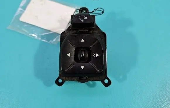 Hyundai ix35 Electric window control switch 3834801110 IMPRK1607112