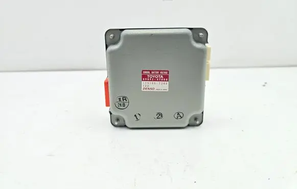 Toyota Prius (XW30) Other control units/modules 8989247080 1751007280