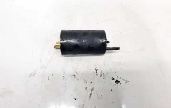 Vacuum air tank