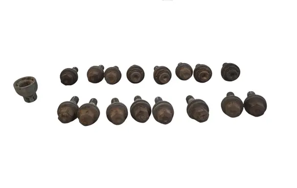 Peugeot 5008 Nuts/bolts 