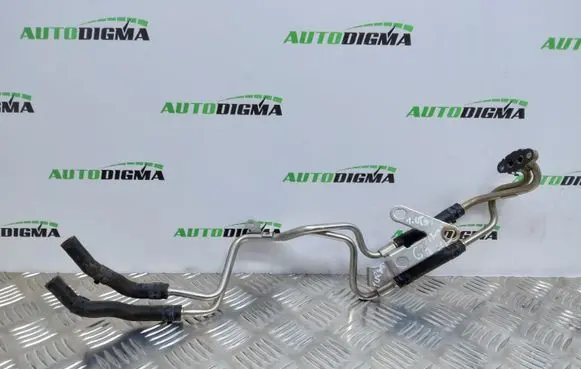 Volkswagen Golf VII Coolant pipe/hose 04C121497F