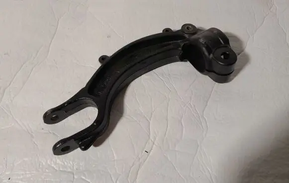 Audi A8 S8 D4 4H Rear control arm 8R0413C8R0413CX