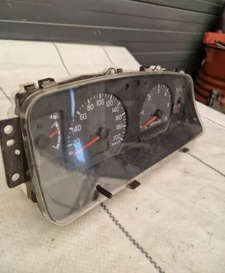 Mitsubishi Pajero Sport I Speedometer (instrument cluster) Mr590139