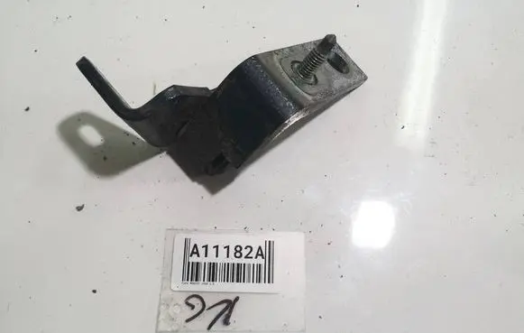 Ford Mondeo MK IV Rear door lower hinge 