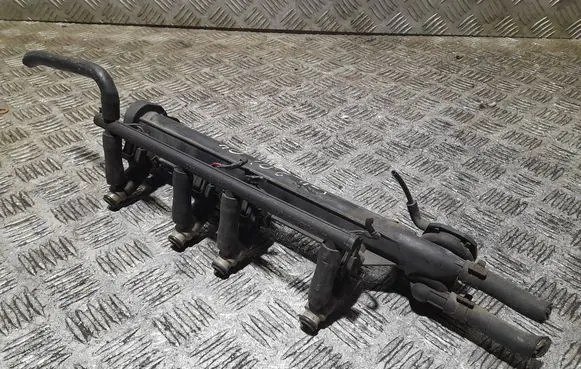 Volkswagen Golf IV Fuel main line pipe 06A133317A 01T1840480