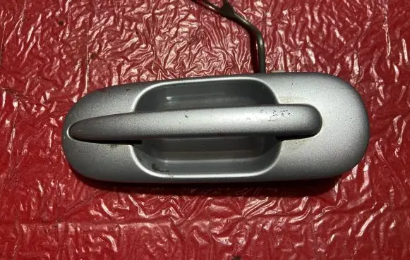 Honda CR-V Front door exterior handle
