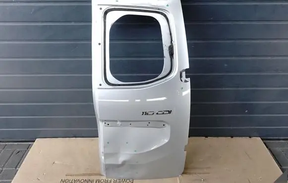 Mercedes-Benz Citan II W420 Back/rear loading door 901200197R