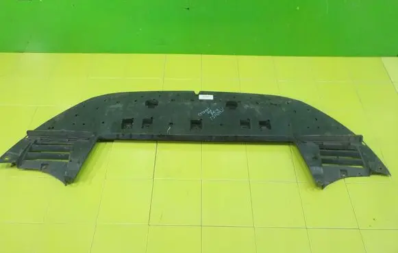 Peugeot 308 Front bumper skid plate/under tray 17AB162