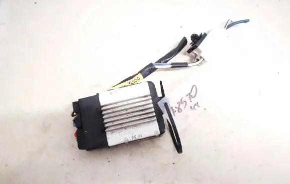 Lexus IS 200-300 Heater blower motor/fan resistor 8716522050 87165-22050