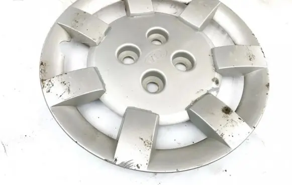 KIA Rio R14 wheel hub/cap/trim 0k34d37170