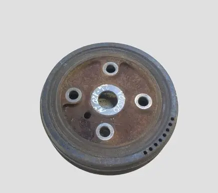 Volvo XC90 Crankshaft pulley 30697335