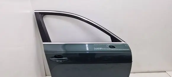 Audi A4 S4 B9 Front door LX6W