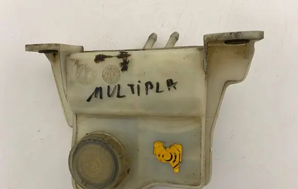 Fiat Multipla Brake fluid reservoir 