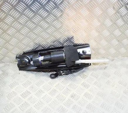 Volvo XC70 Front seatbelt 615309400E 39811479