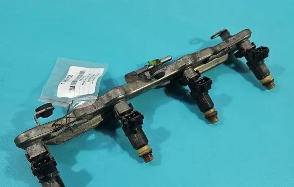 Fuel injector