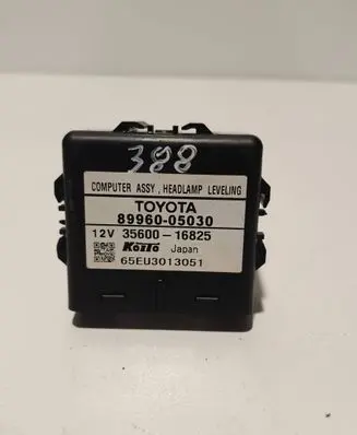 Toyota Avensis T250 Light module LCM 8996005030 3560016825 65EU3013051