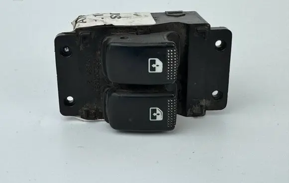 Hyundai i10 Electric window control switch 