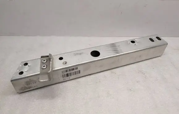 BMW i3 Front bumper support beam D6222077000 A0004990377