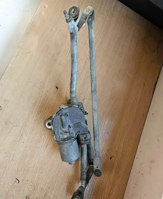 Audi A6 S6 C6 4F Front wiper linkage and motor 4F1955025B 4F1955023B 3397020778